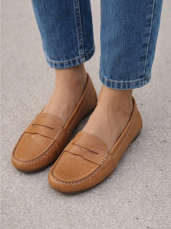 Eastland Shoes - EastLand Women's Patricia Penny Loafer Moc 7 Timeless Quiet Luxury Minimalist